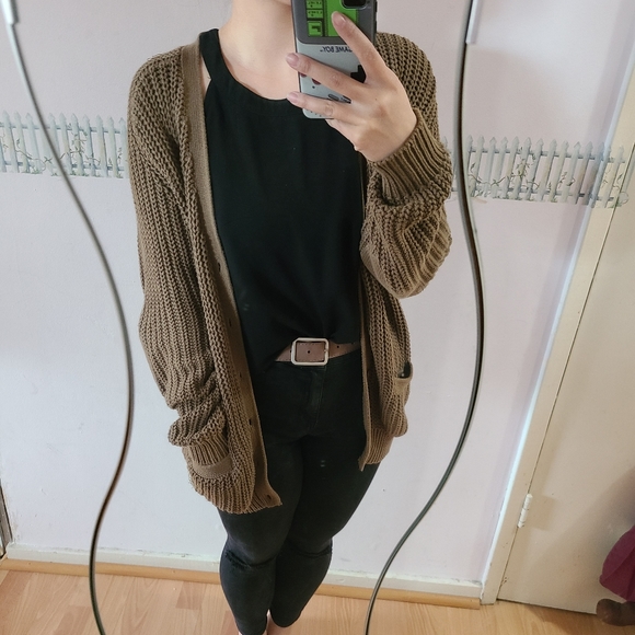 Chunky knit cardigan - Picture 2 of 8